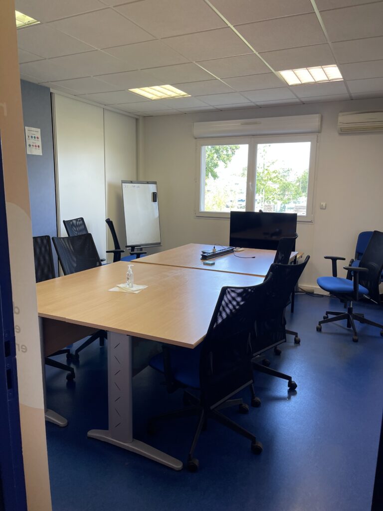 Bureau individuel à louer près d'Angers, Saint-Jean-de-Linières