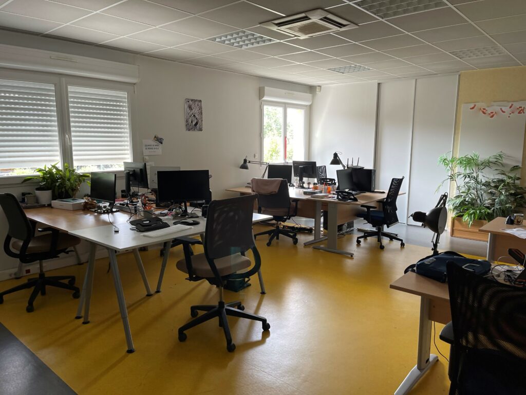 Open space et plateau de bureaux jusqu'à 150 m² près d'Angers